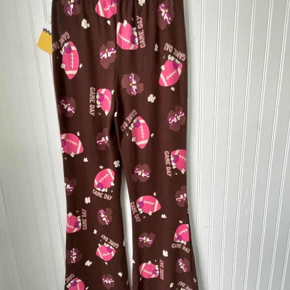 Snoopy Lounging Bell Bottom “Game Day”Pants  (NWT) Medium - Picture 5 of 5